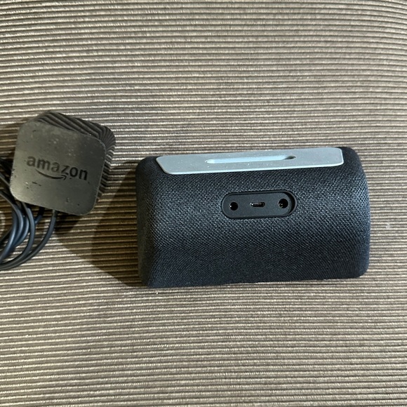 Echo Show - Picture 6 of 8